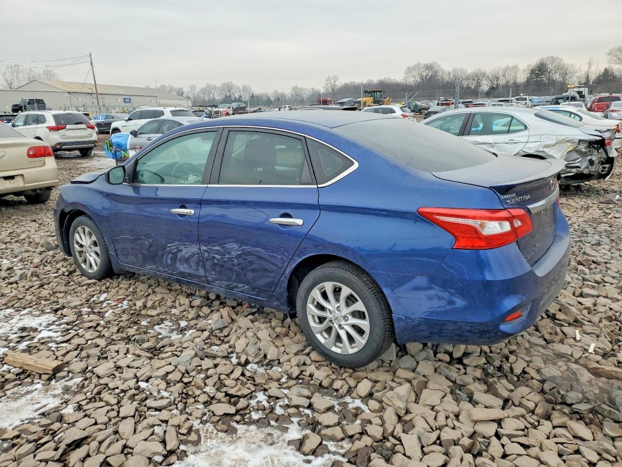 2019 NISSAN SENTRA S photo 2