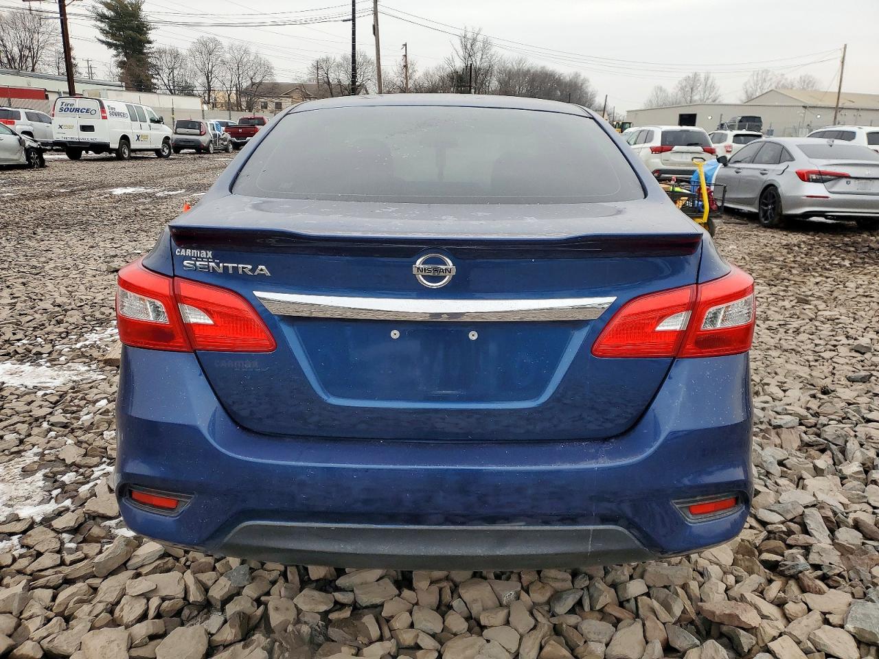 2019 NISSAN SENTRA S photo 6