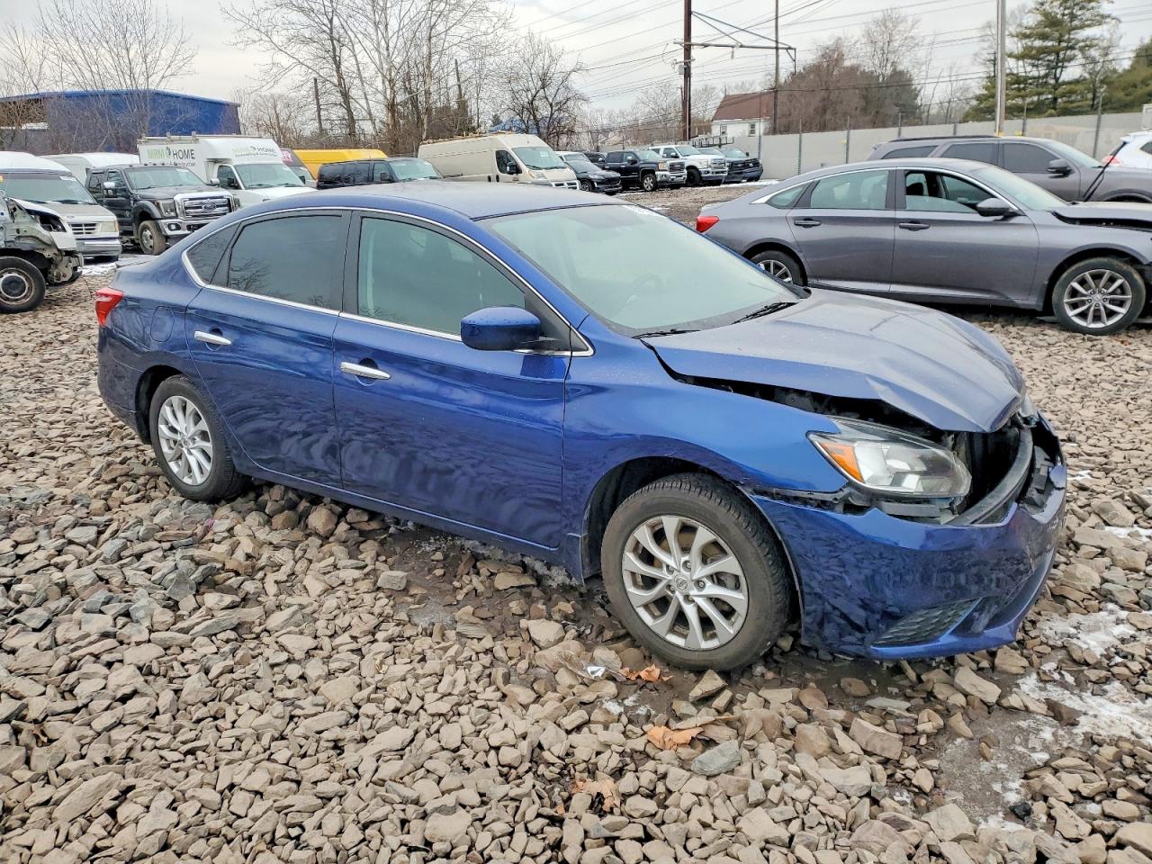 2019 NISSAN SENTRA S photo 4