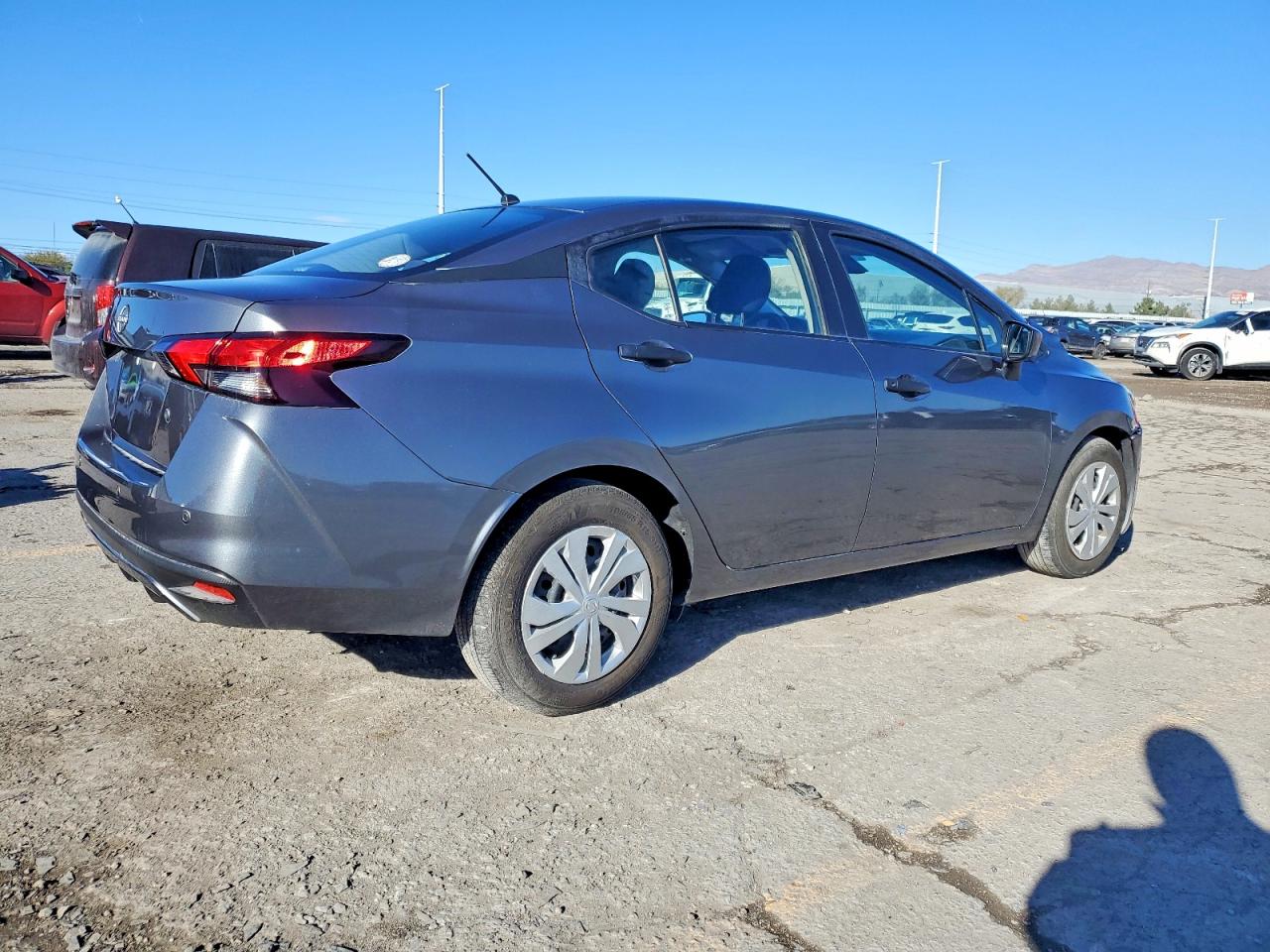 2024 NISSAN VERSA S photo 3
