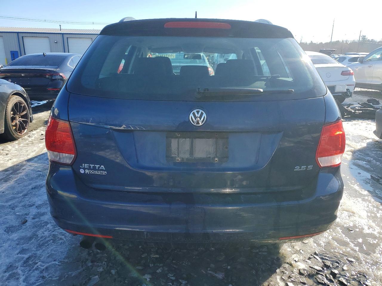 2013 VOLKSWAGEN JETTA S photo 6