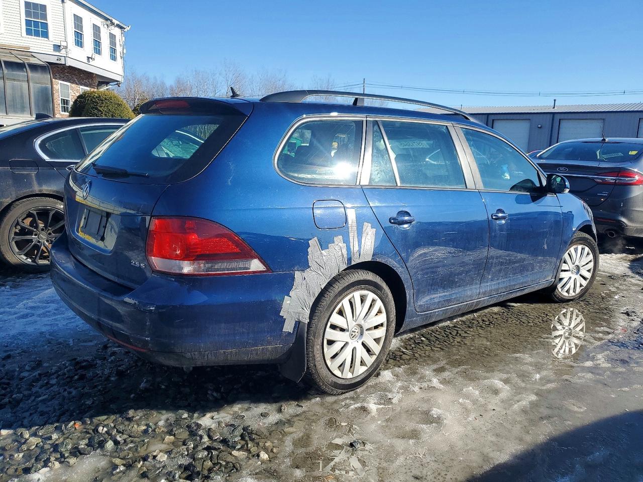 2013 VOLKSWAGEN JETTA S photo 3