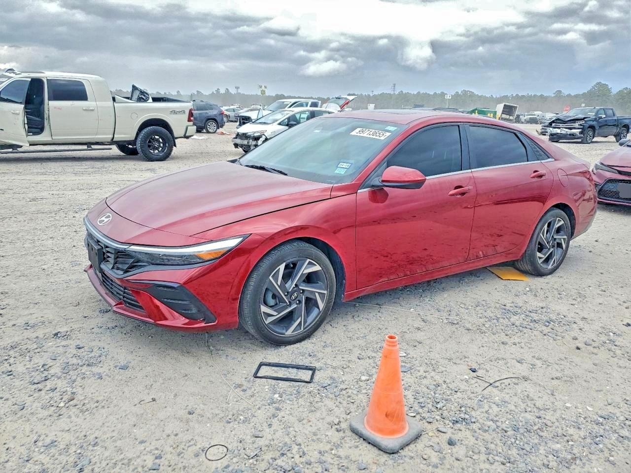2024 HYUNDAI ELANTRA