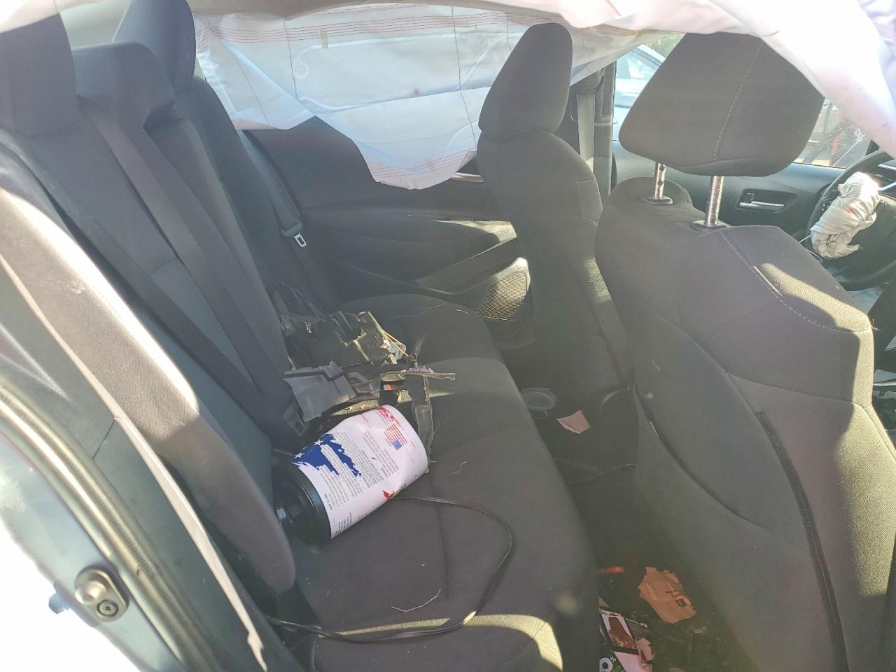 2021 TOYOTA COROLLA LE photo 10