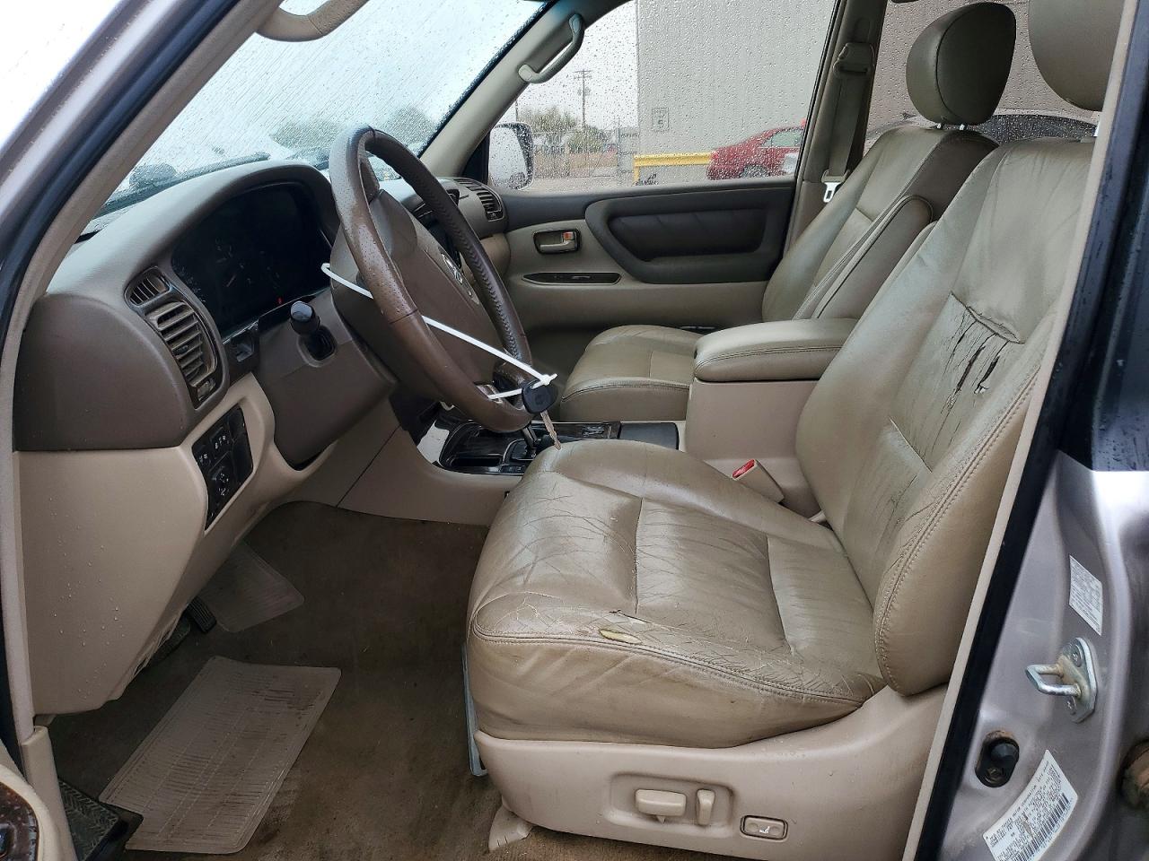 2001 TOYOTA LAND CRUISER photo 13