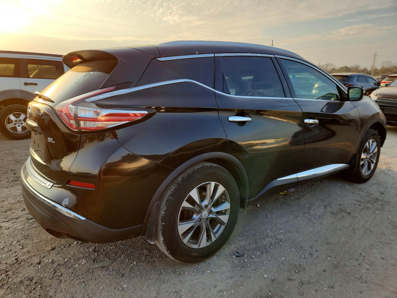 2017 NISSAN MURANO S photo 3