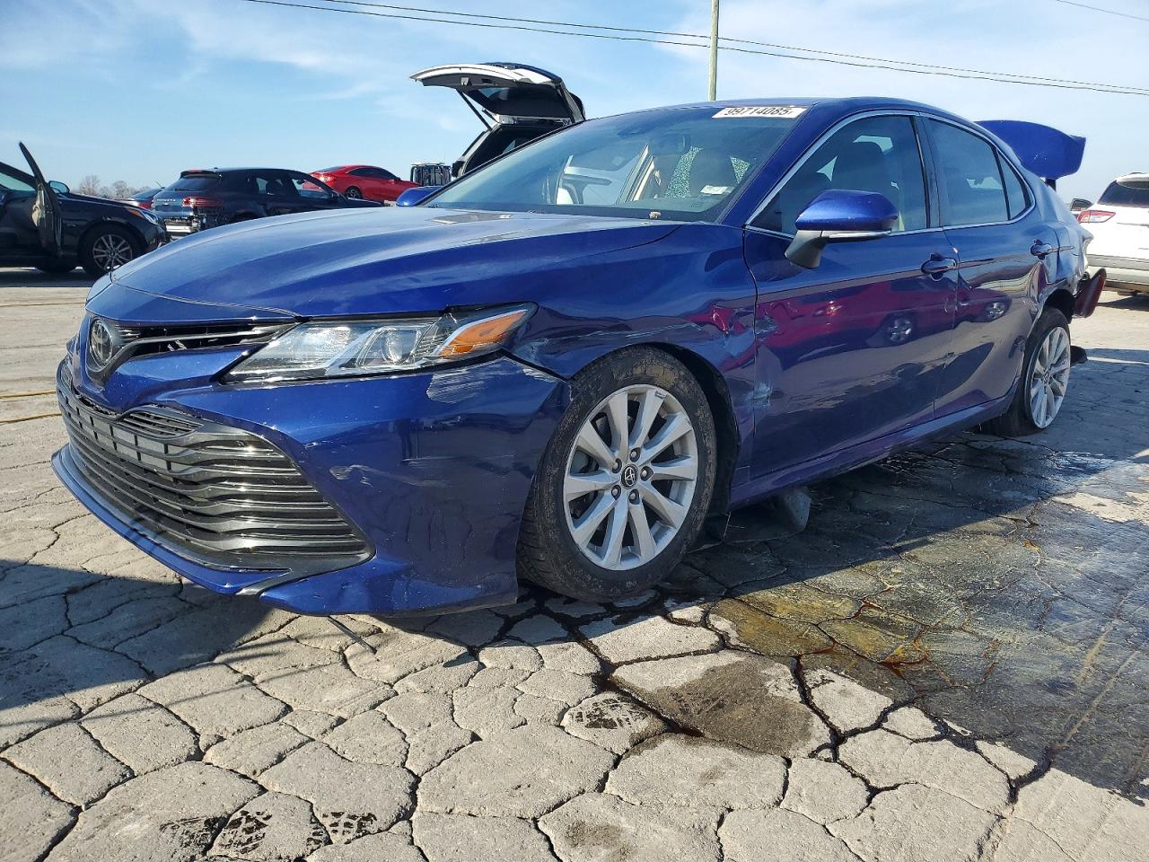 2018 TOYOTA CAMRY