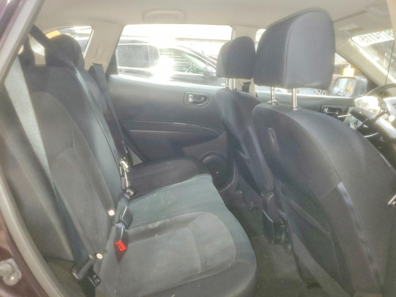 2013 NISSAN ROGUE S photo 28