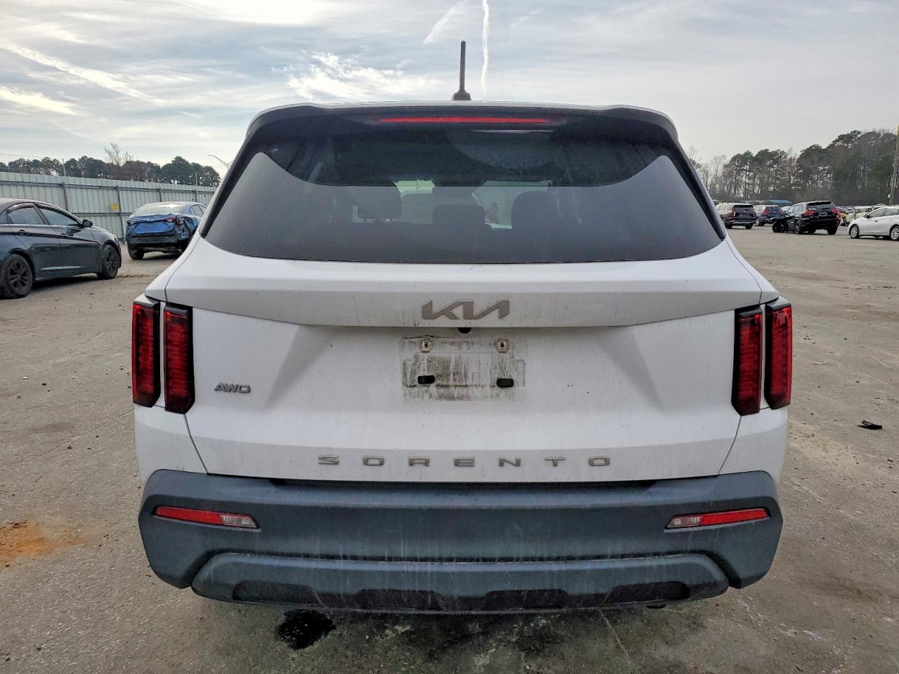 2022 KIA SORENTO LX photo 6