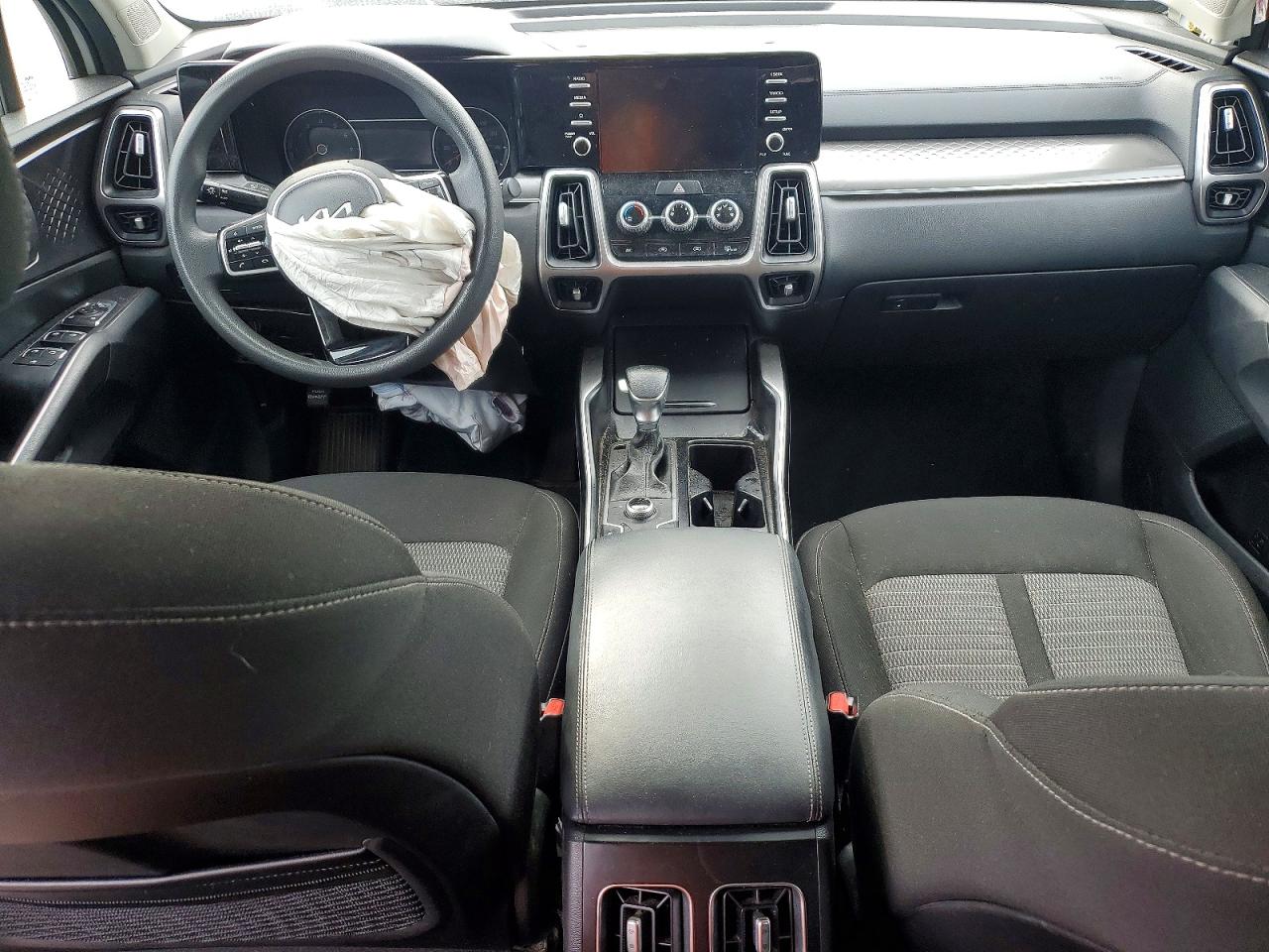 2022 KIA SORENTO LX photo 8