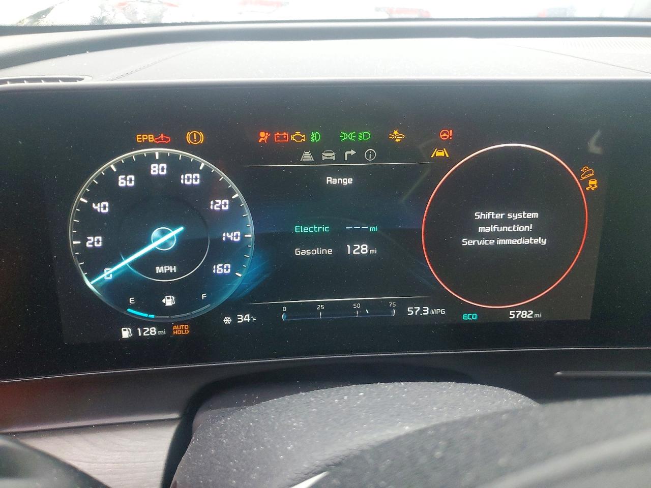 2025 KIA SPORTAGE X-LINE PRESTIGE photo 9