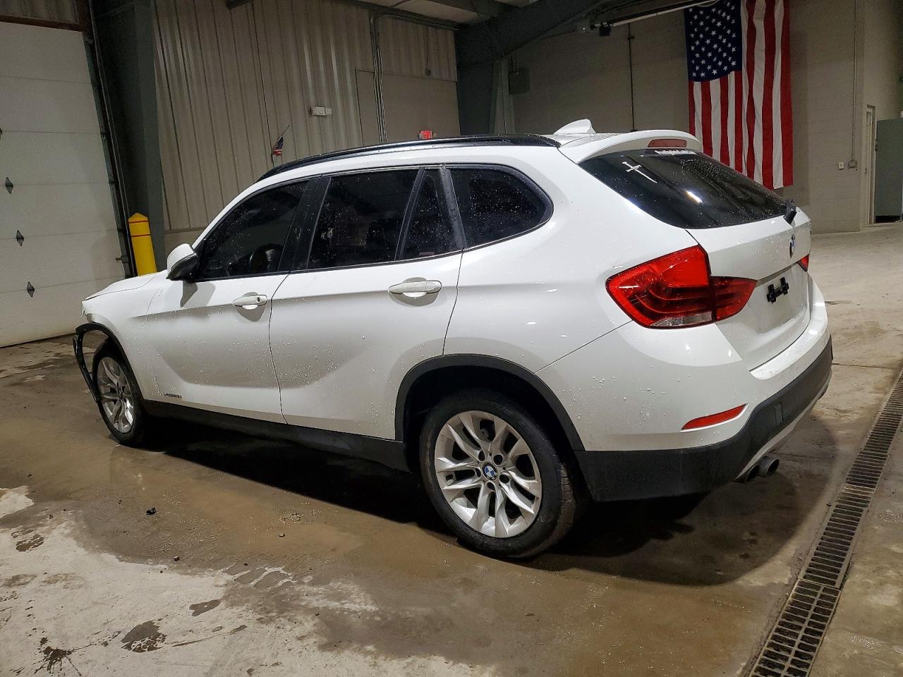 2015 BMW X1 XDRIVE28I photo 2
