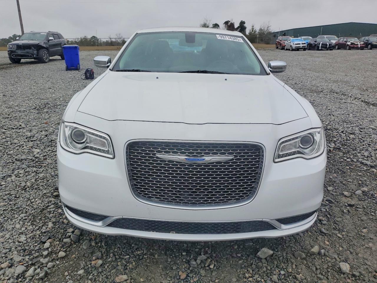 2018 CHRYSLER 300 TOURING photo 5