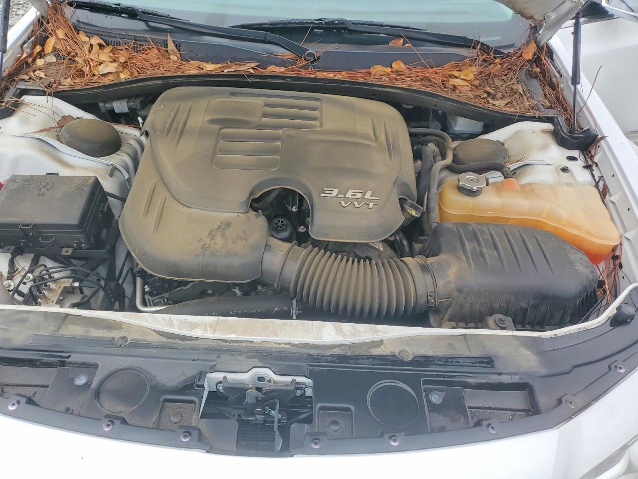 2018 CHRYSLER 300 TOURING photo 11
