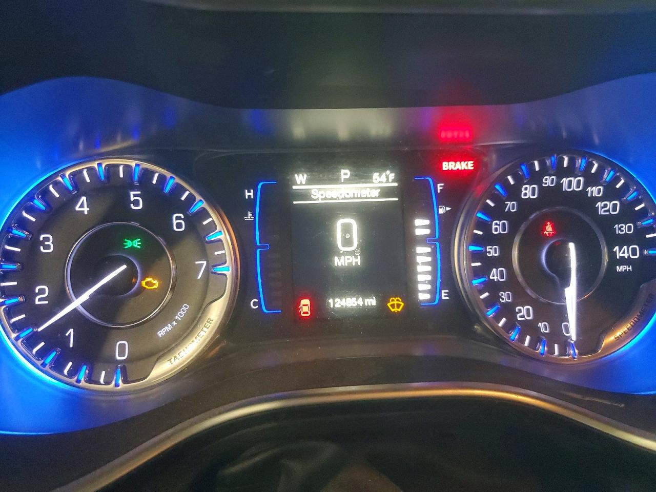 2015 CHRYSLER 200 LIMITED photo 9