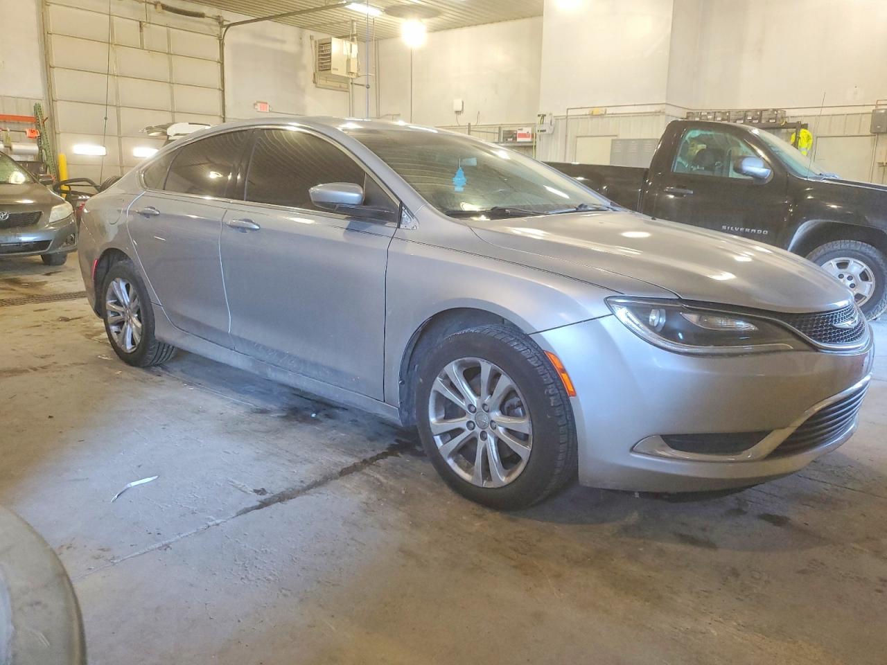 2015 CHRYSLER 200 LIMITED photo 4