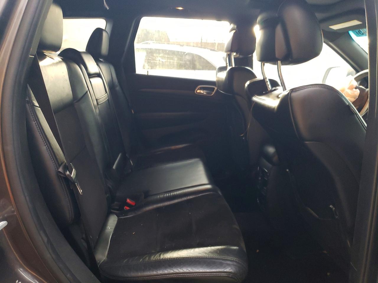 2015 JEEP GRAND CHEROKEE LAREDO photo 11