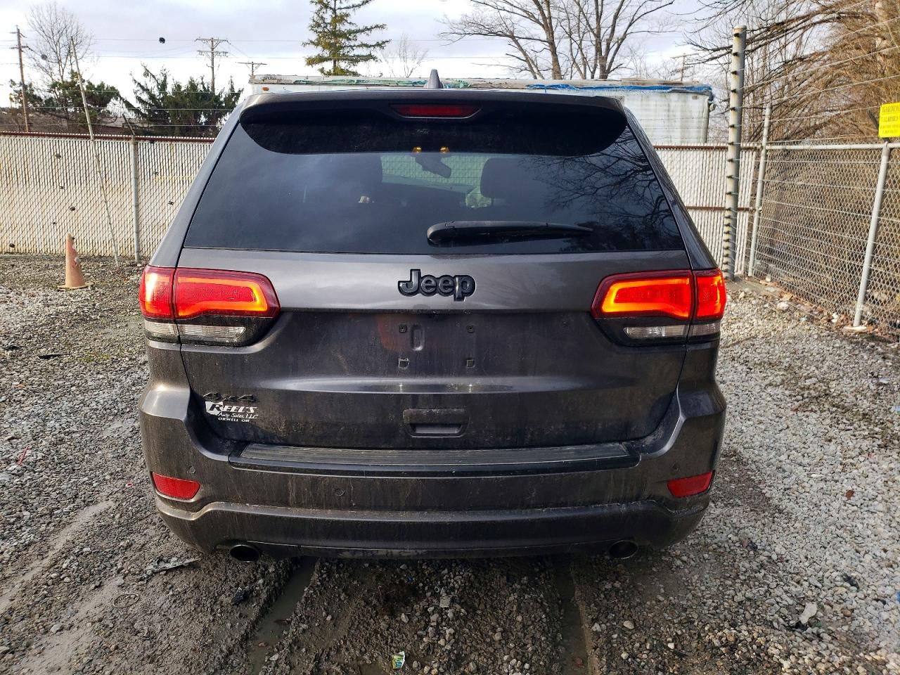 2015 JEEP GRAND CHEROKEE LAREDO photo 6