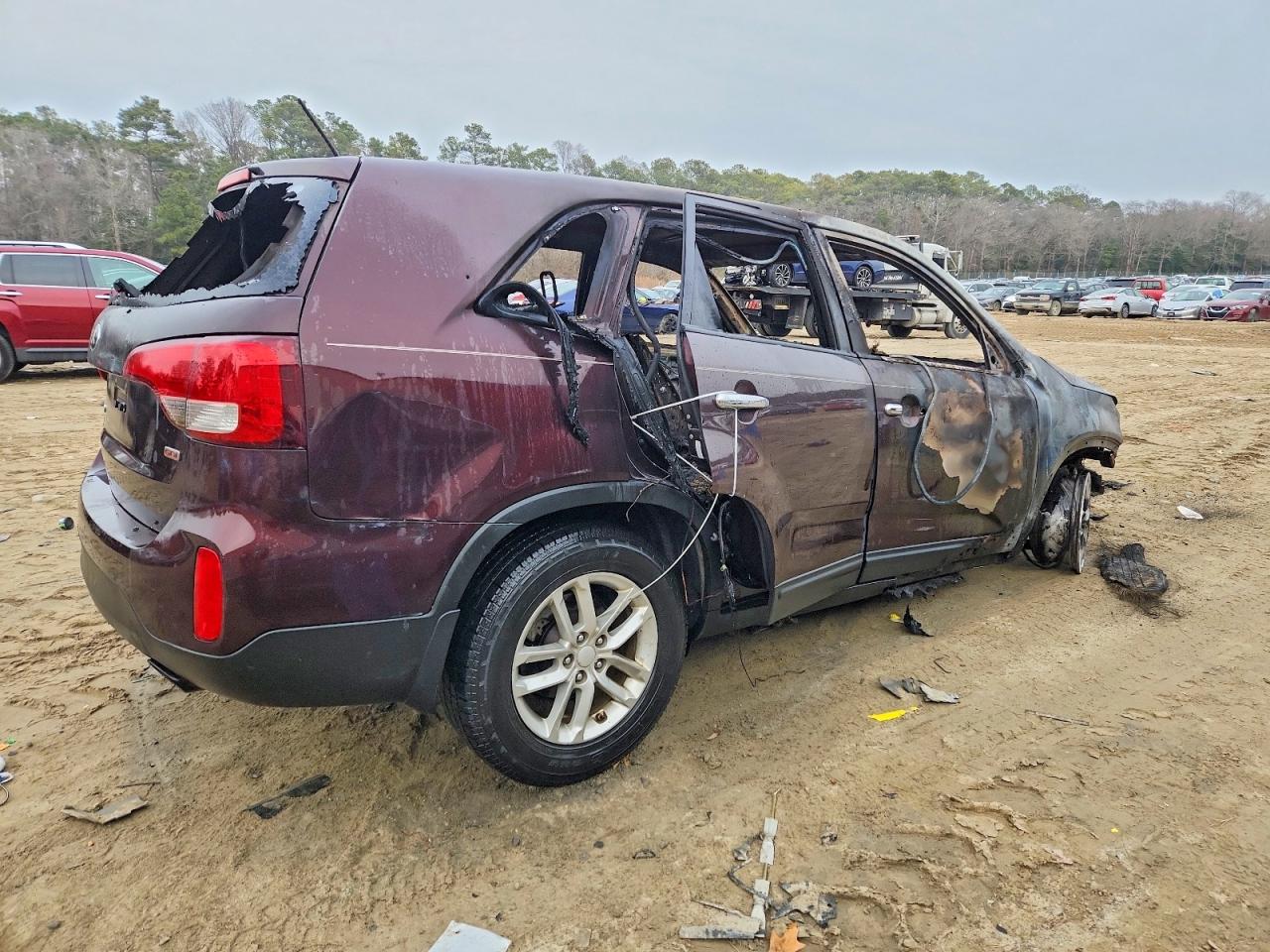 2014 KIA SORENTO LX photo 3