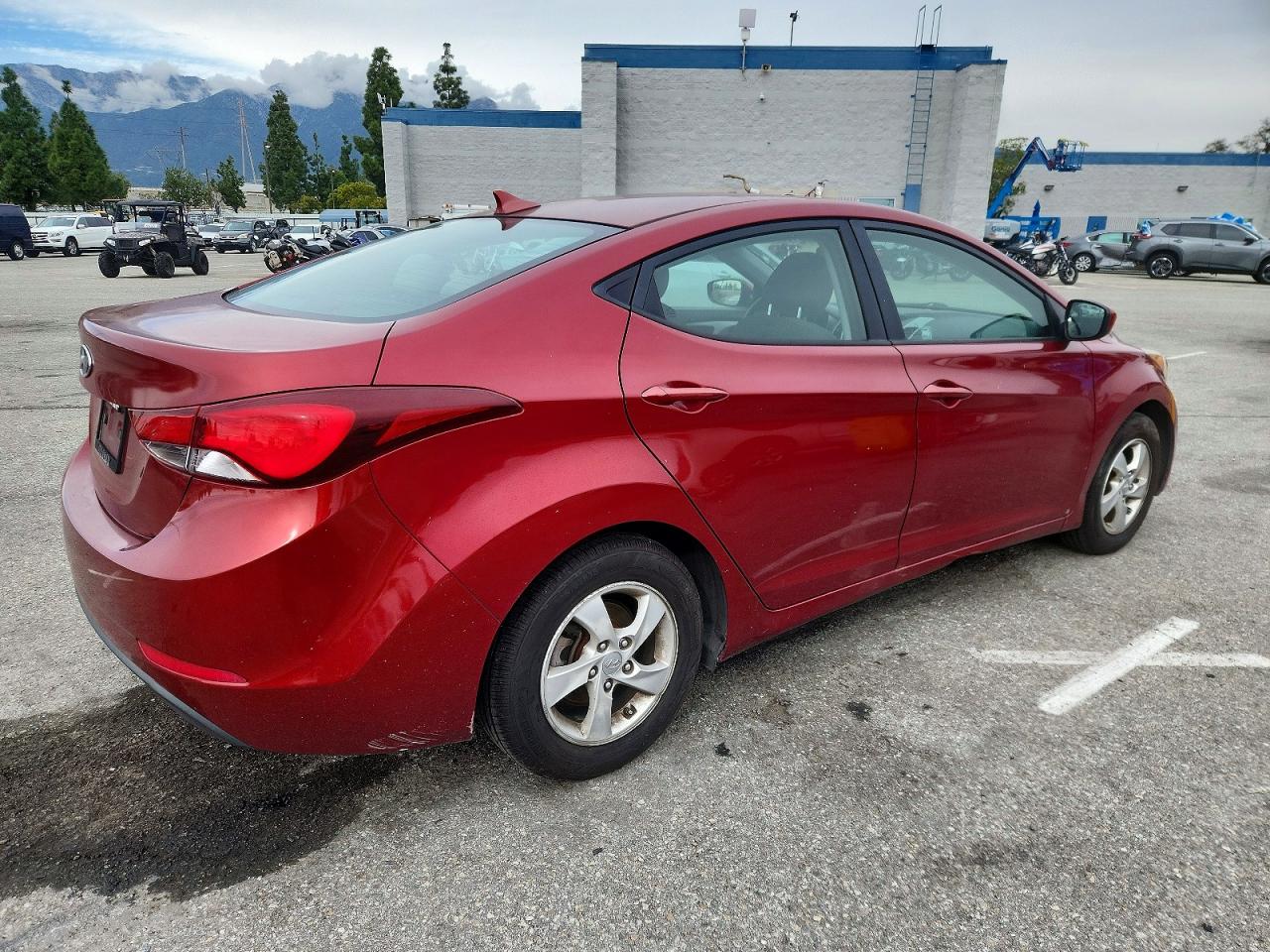 2015 HYUNDAI ELANTRA SE photo 3
