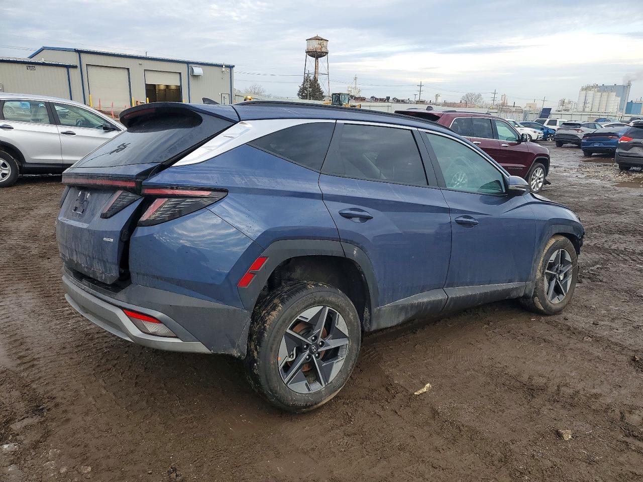 2026 HYUNDAI TUCSON SEL PREMIUM photo 3