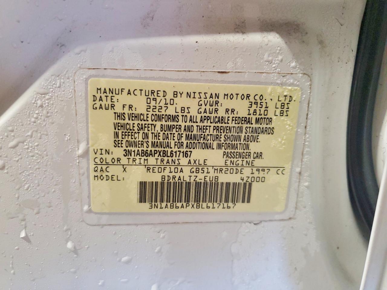 2011 NISSAN SENTRA 2.0 photo 12