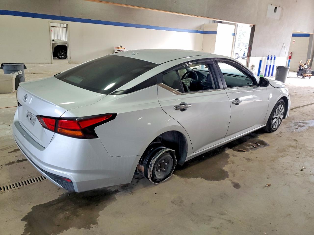 2019 NISSAN ALTIMA S photo 3