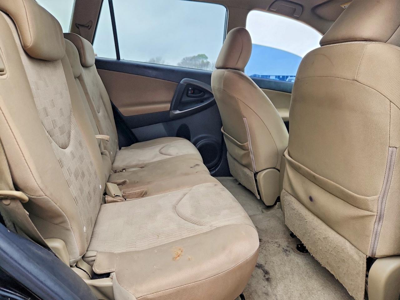 2009 TOYOTA RAV4 photo 11