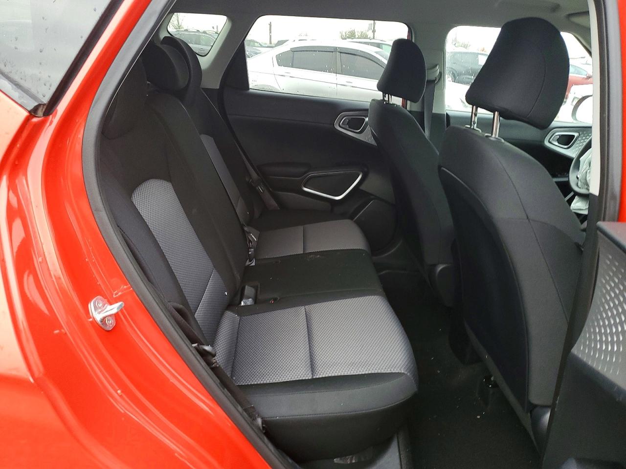 2022 KIA SOUL LX photo 11