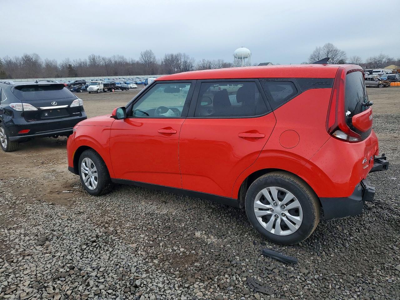 2022 KIA SOUL LX photo 2