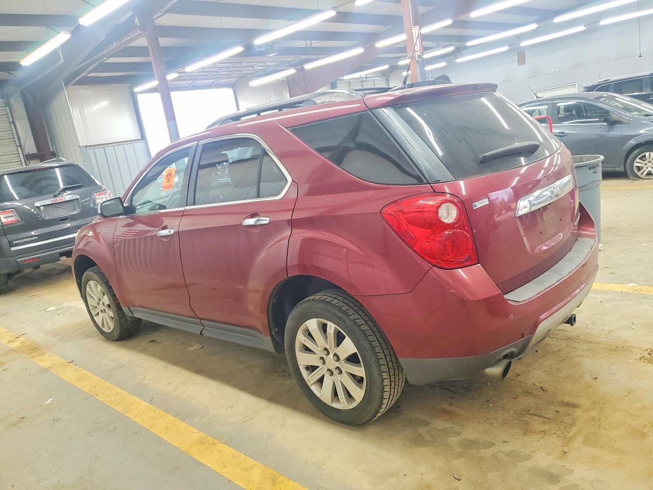 2010 CHEVROLET EQUINOX LTZ photo 2