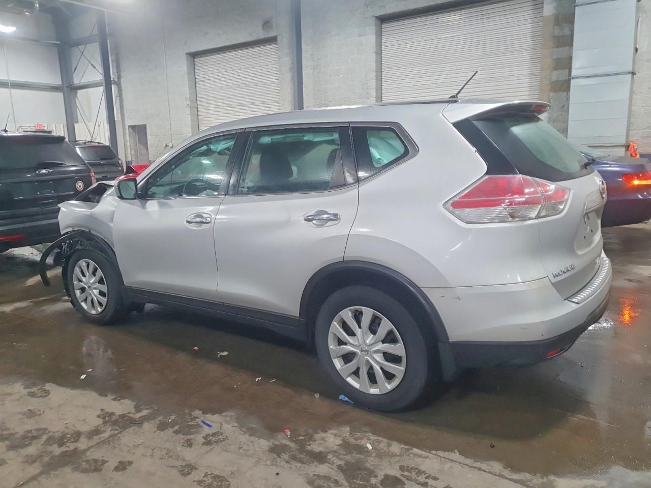 2014 NISSAN ROGUE S photo 2