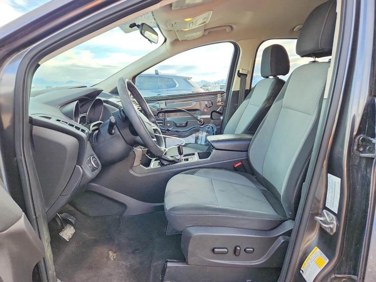 2017 FORD ESCAPE SE photo 7
