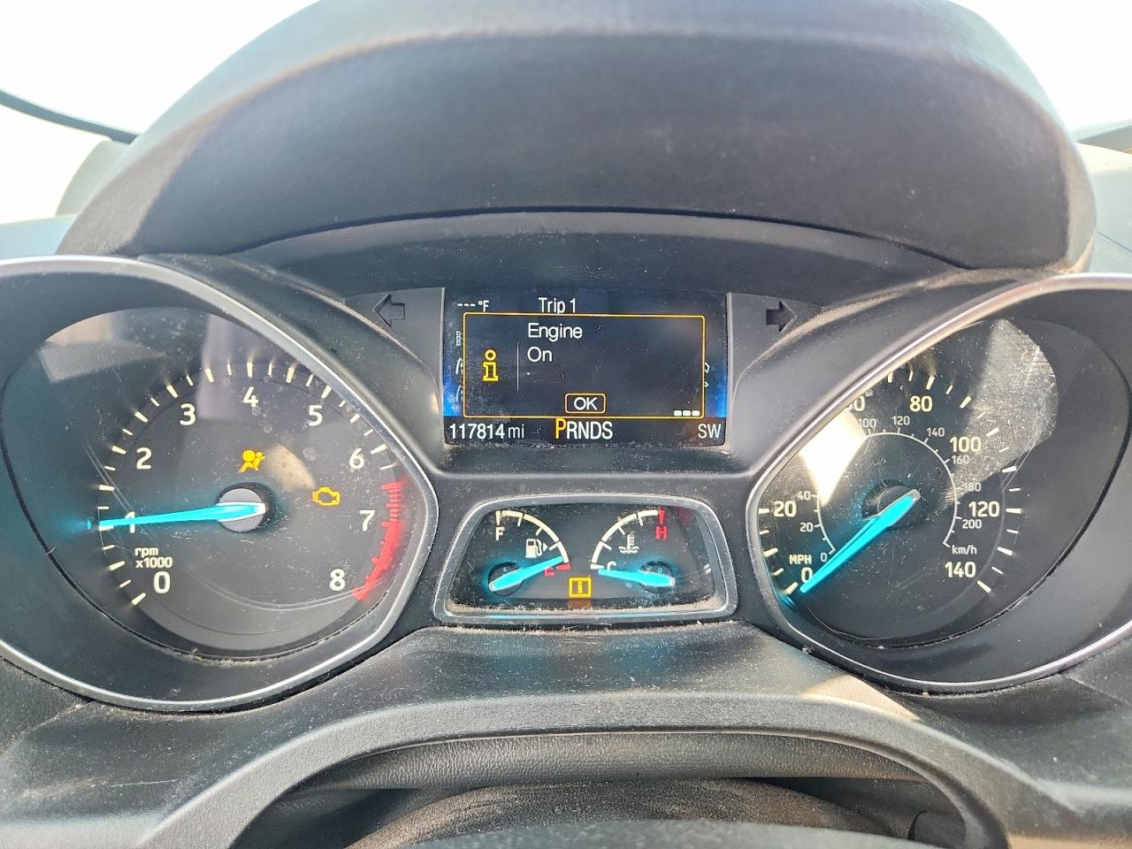 2017 FORD ESCAPE SE photo 9