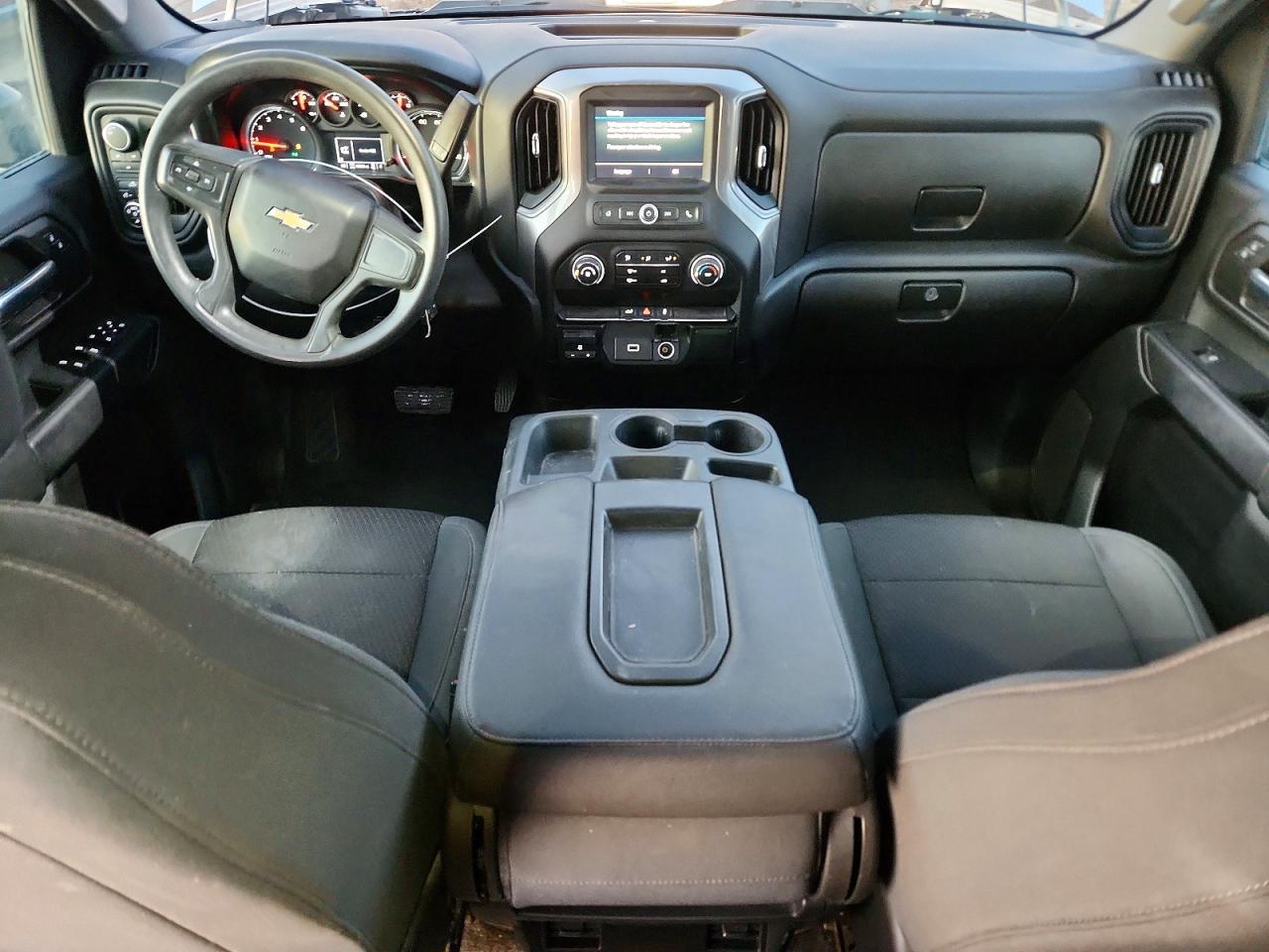 2020 CHEVROLET SILVERADO K2500 CUSTOM photo 8