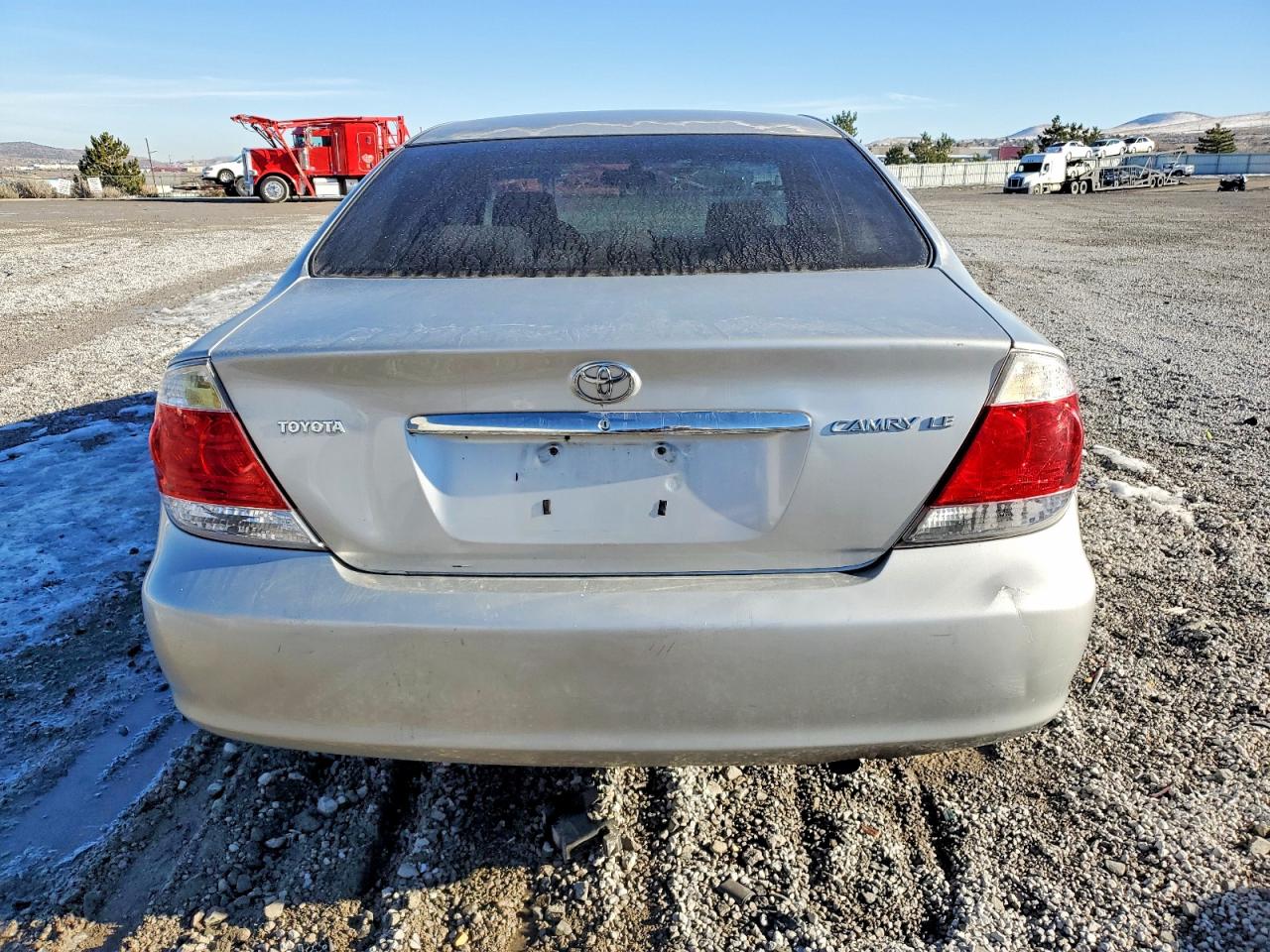 2005 TOYOTA CAMRY photo 6