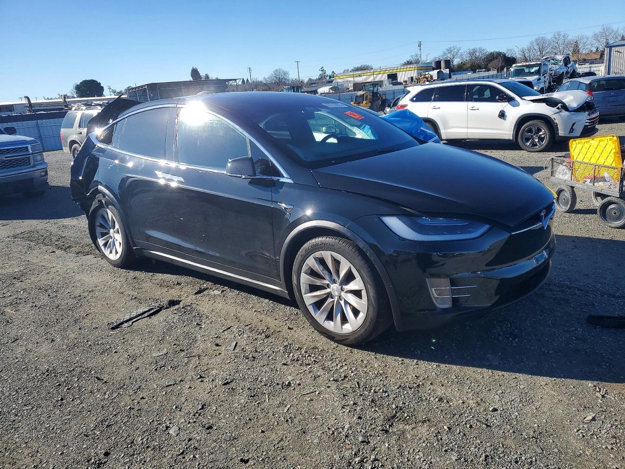 2018 TESLA MODEL X photo 4