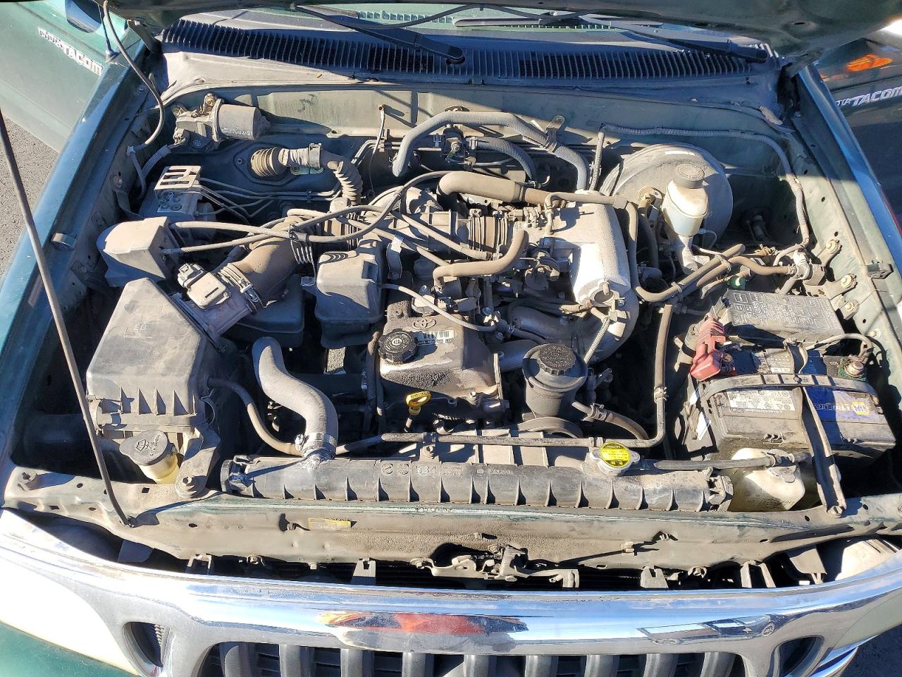 2004 TOYOTA TACOMA XTRACAB photo 11
