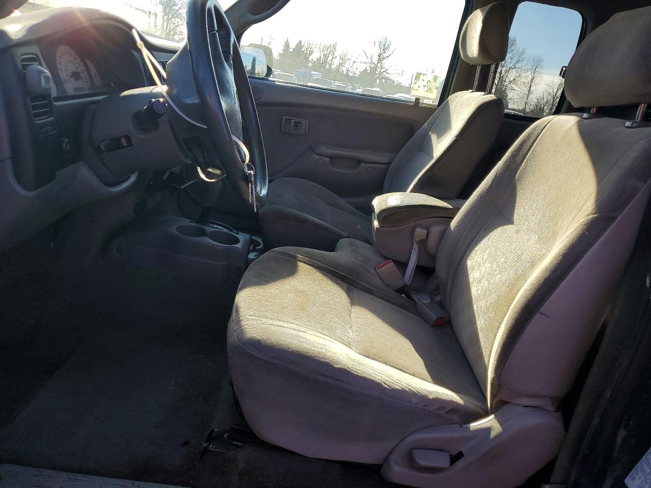 2004 TOYOTA TACOMA XTRACAB photo 7