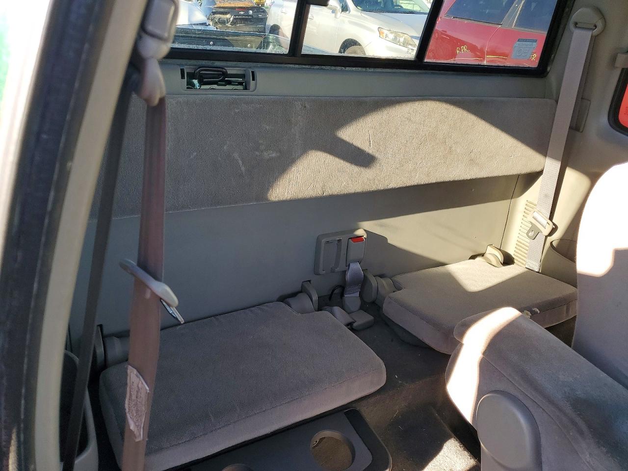 2004 TOYOTA TACOMA XTRACAB photo 10
