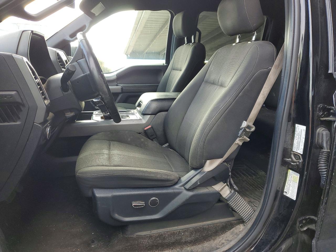 2017 FORD F150 SUPERCREW photo 7