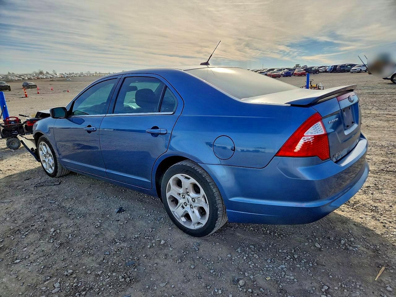 2010 FORD FUSION SE photo 2