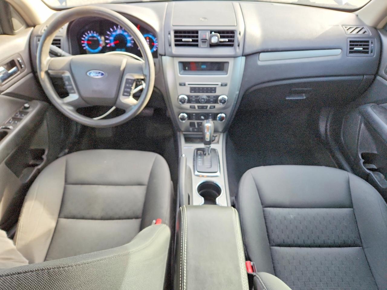 2010 FORD FUSION SE photo 8