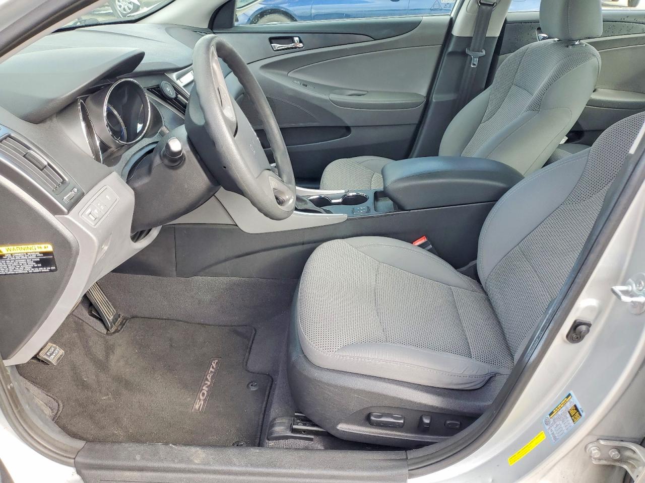 2014 HYUNDAI SONATA GLS photo 7