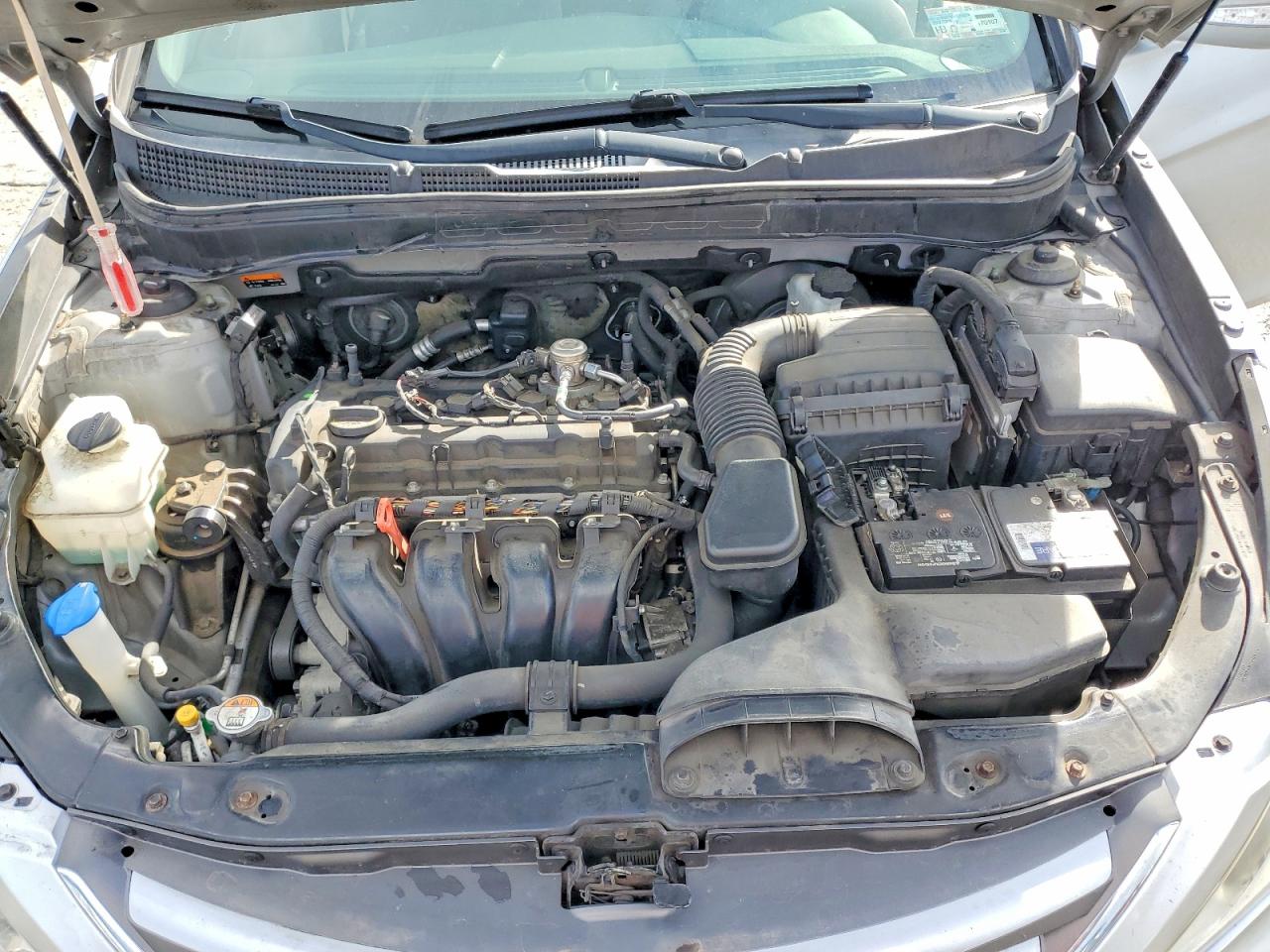 2014 HYUNDAI SONATA GLS photo 11