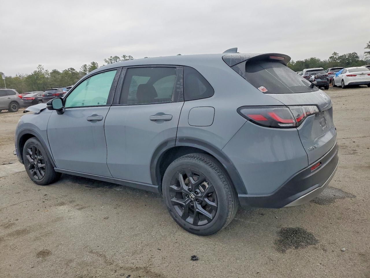 2024 HONDA HR-V SPORT photo 2