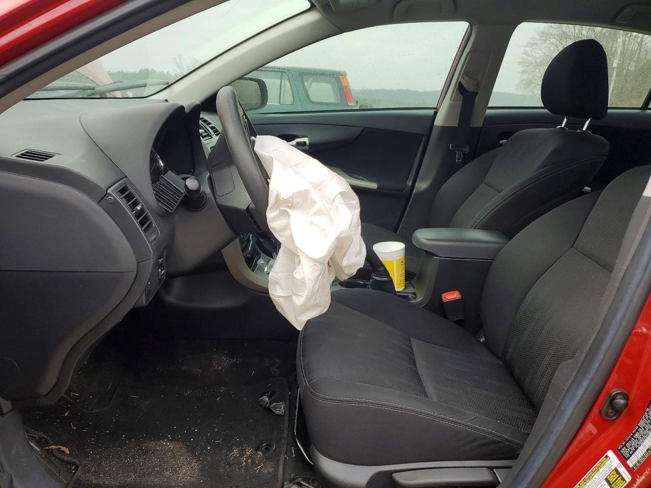 2013 TOYOTA COROLLA BASE photo 7