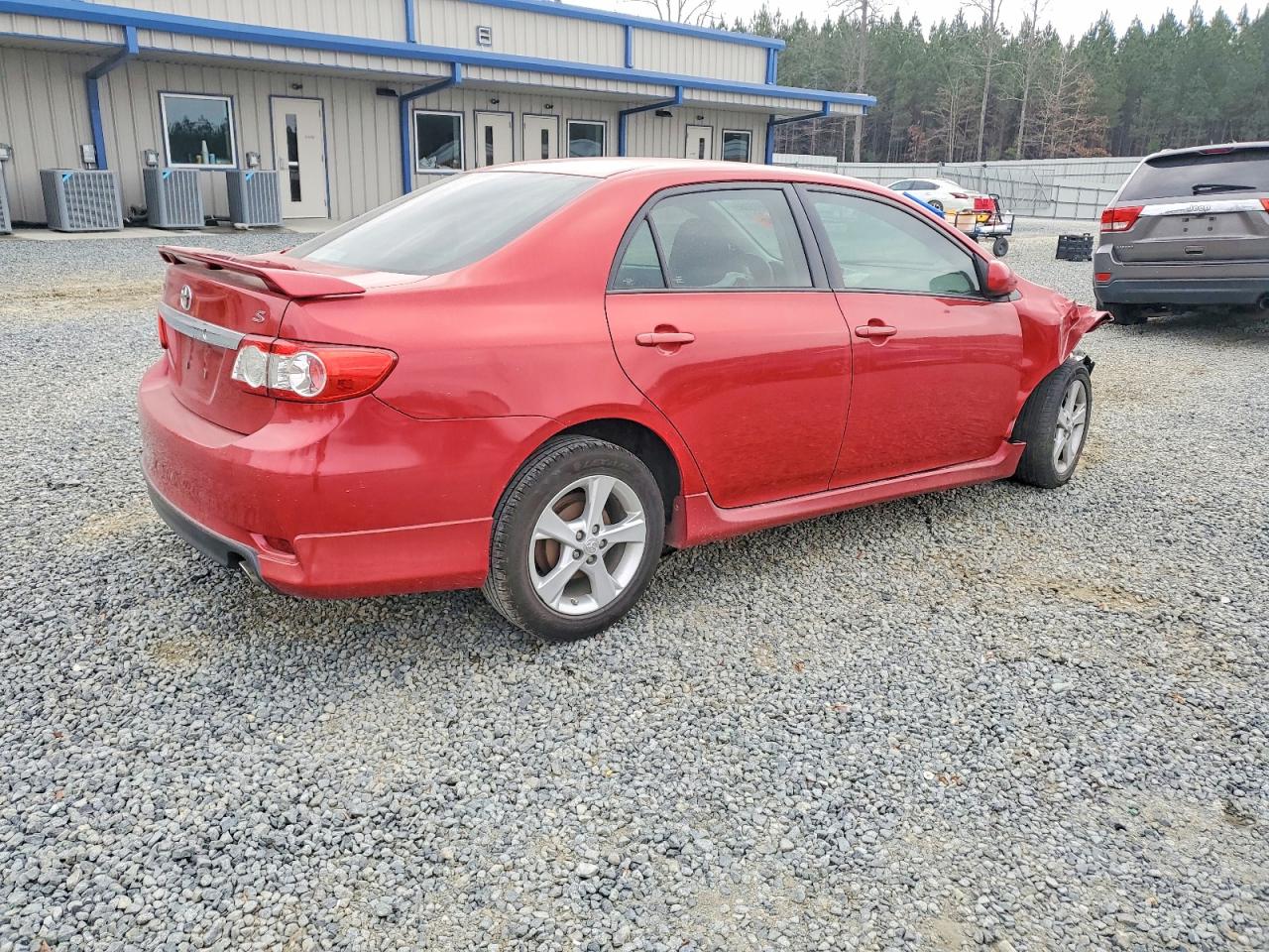 2013 TOYOTA COROLLA BASE photo 3