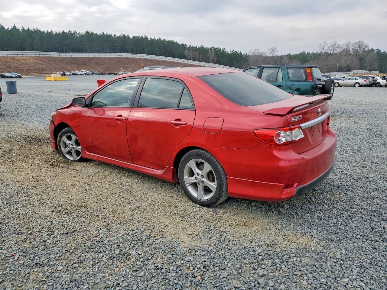 2013 TOYOTA COROLLA BASE photo 2