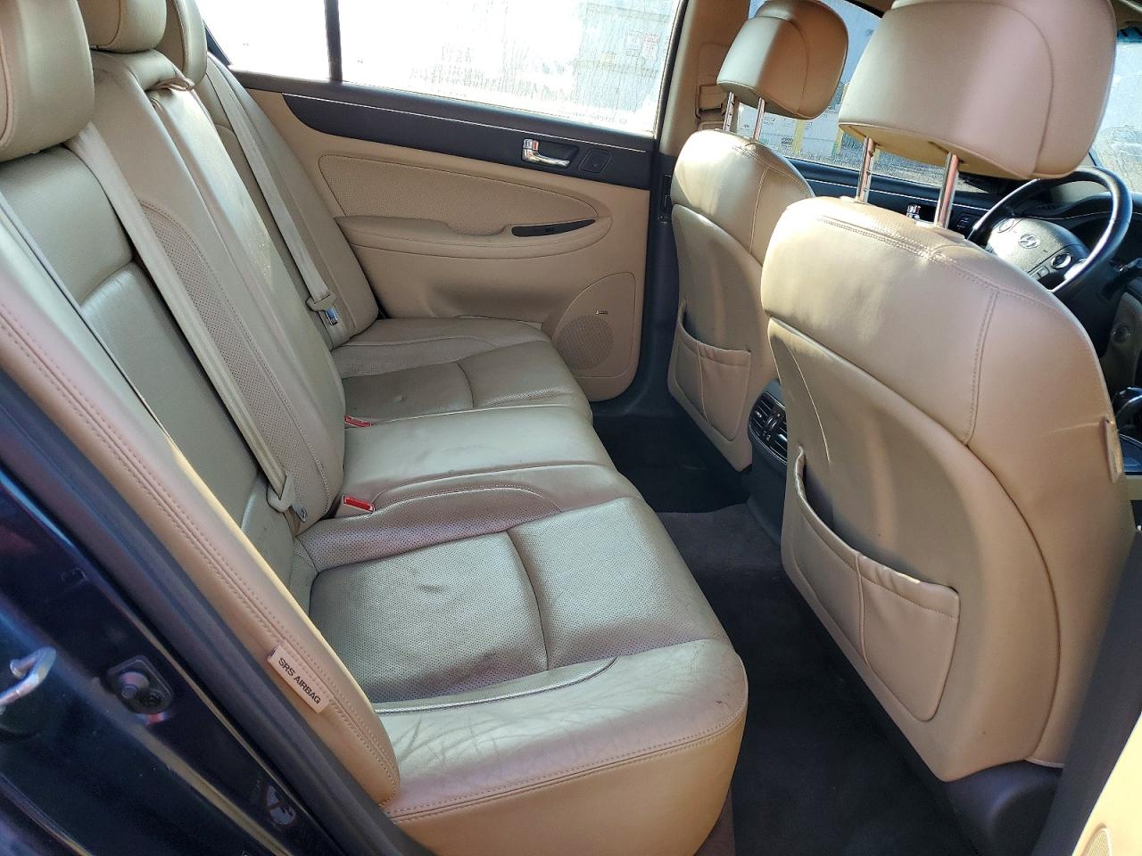 2011 HYUNDAI GENESIS 3.8L photo 10